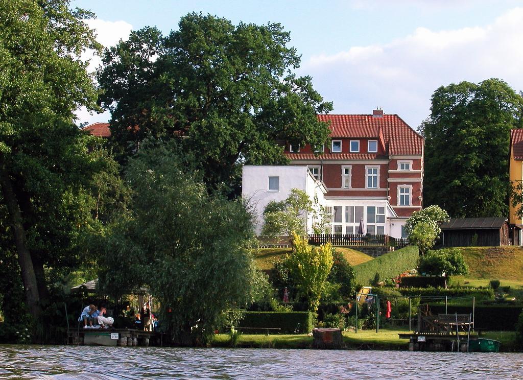 Stadtsee-Pension Templin Exterior photo