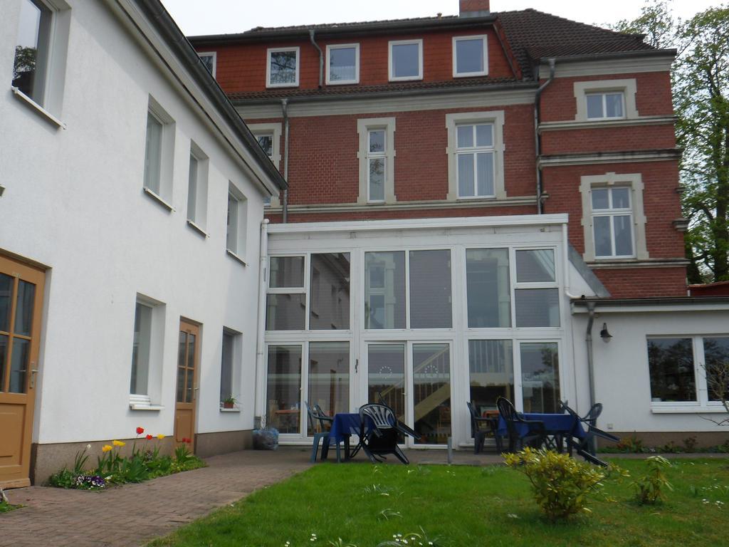 Stadtsee-Pension Templin Exterior photo